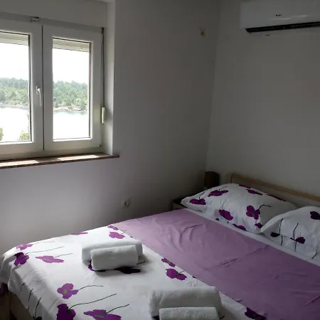 Tereza شقة أوبروفاتش